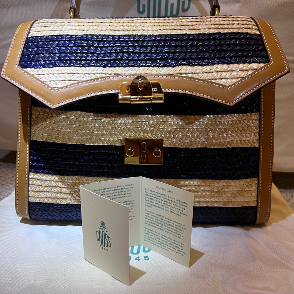 Elegant Mark Cross Madeline 30 Shoulder and Crossbody Bag